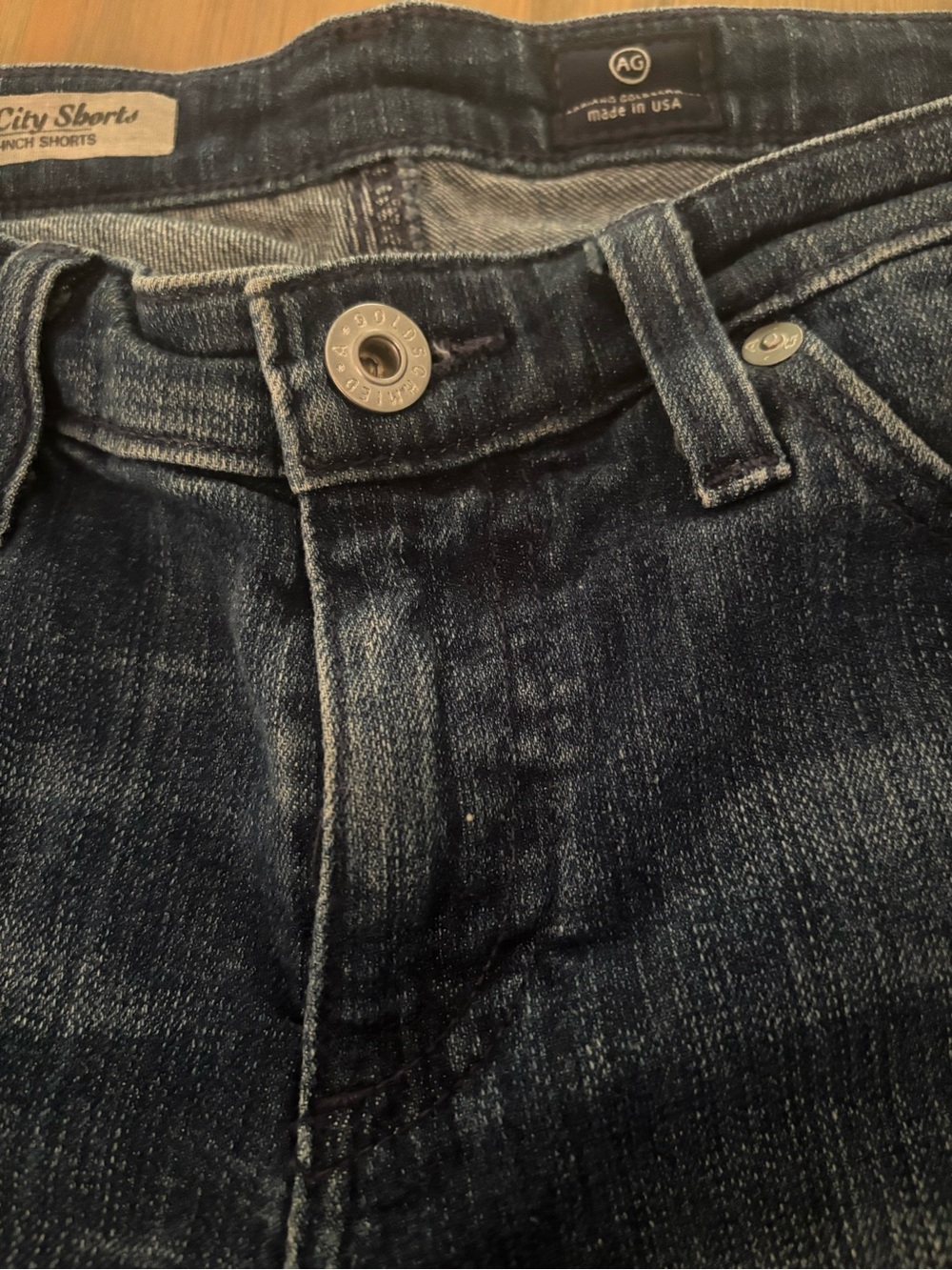 AG Adriano Goldschmied The City Short 5-Inch Cuffed Denim Shorts Size 27 - Picture 4 of 9